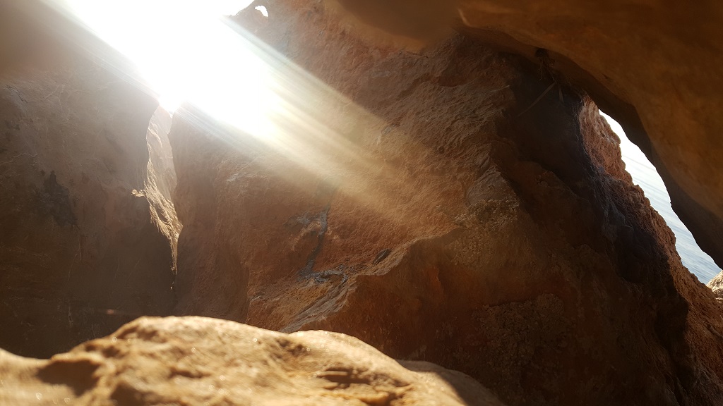 Uskrsna čestitka, Krist je pobijedio smrt