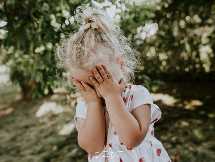 Kako djeca razvijaju bolesni sram