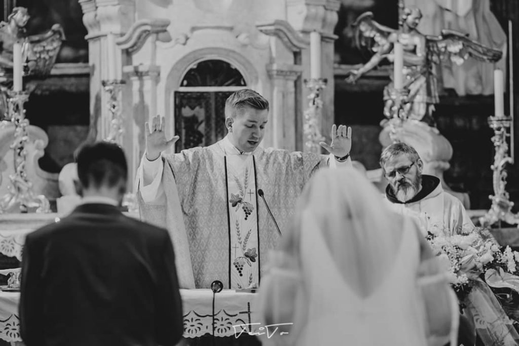 Što Crkva govori o braku i može li se brak "poništiti"/sakramentalni brak/Ljubav/Brak