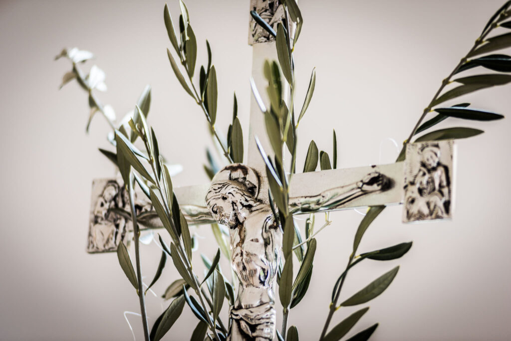 Prisutnost u muci; Mira mi daj