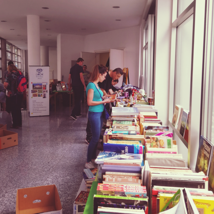 Zajednica Korablja Arka poziva na humanitarni sajam rabljenih stvari/Sajam/Među nama/Aktualno