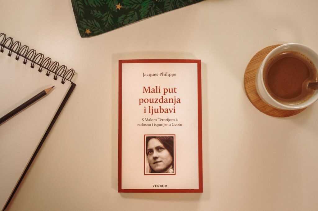 Obavite duhovnu obnovu kod kuće uz Mali put pouzdanja i ljubavi/Knjiga/Među nama/Recenzije